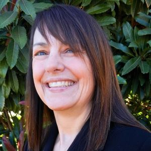 Meet your Posher, Suzanne